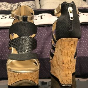 Black and Gold wedges